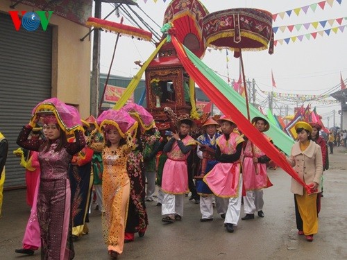 Festival honours royal court mandarin  - ảnh 1